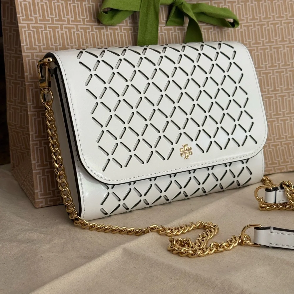 New Tory Burch Emerson Perforated Chain Wallet Crossbody Optic white